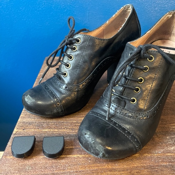 MIz Mooz NYC Wingtip Lace Up Joey Heel - Black - Picture 8 of 11